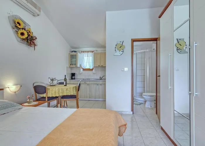 House Tiny House * Banjole